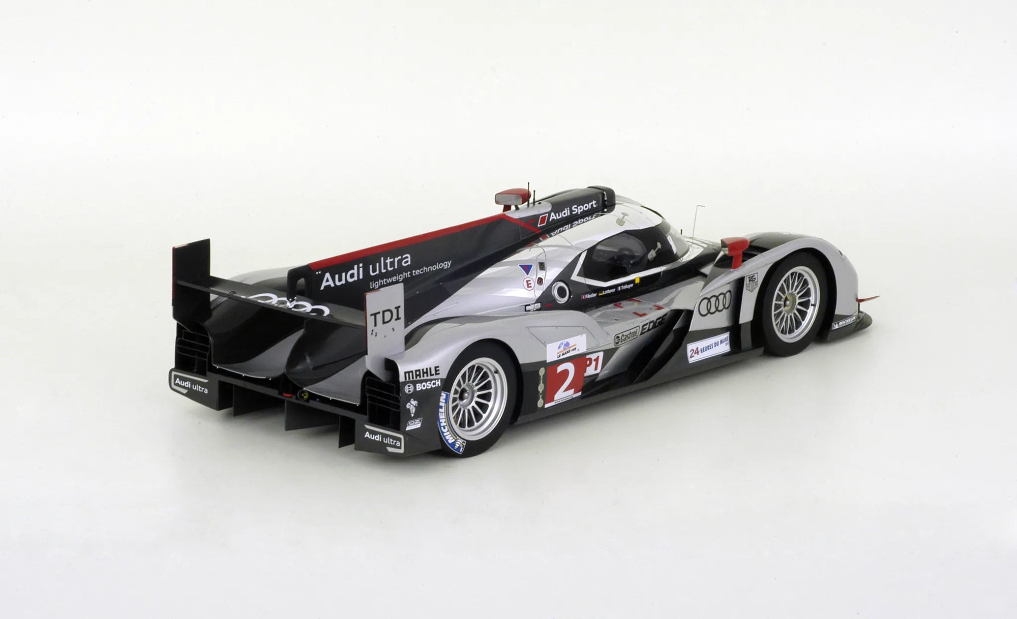 Audi R18 TDI Winner Le Mans 2011