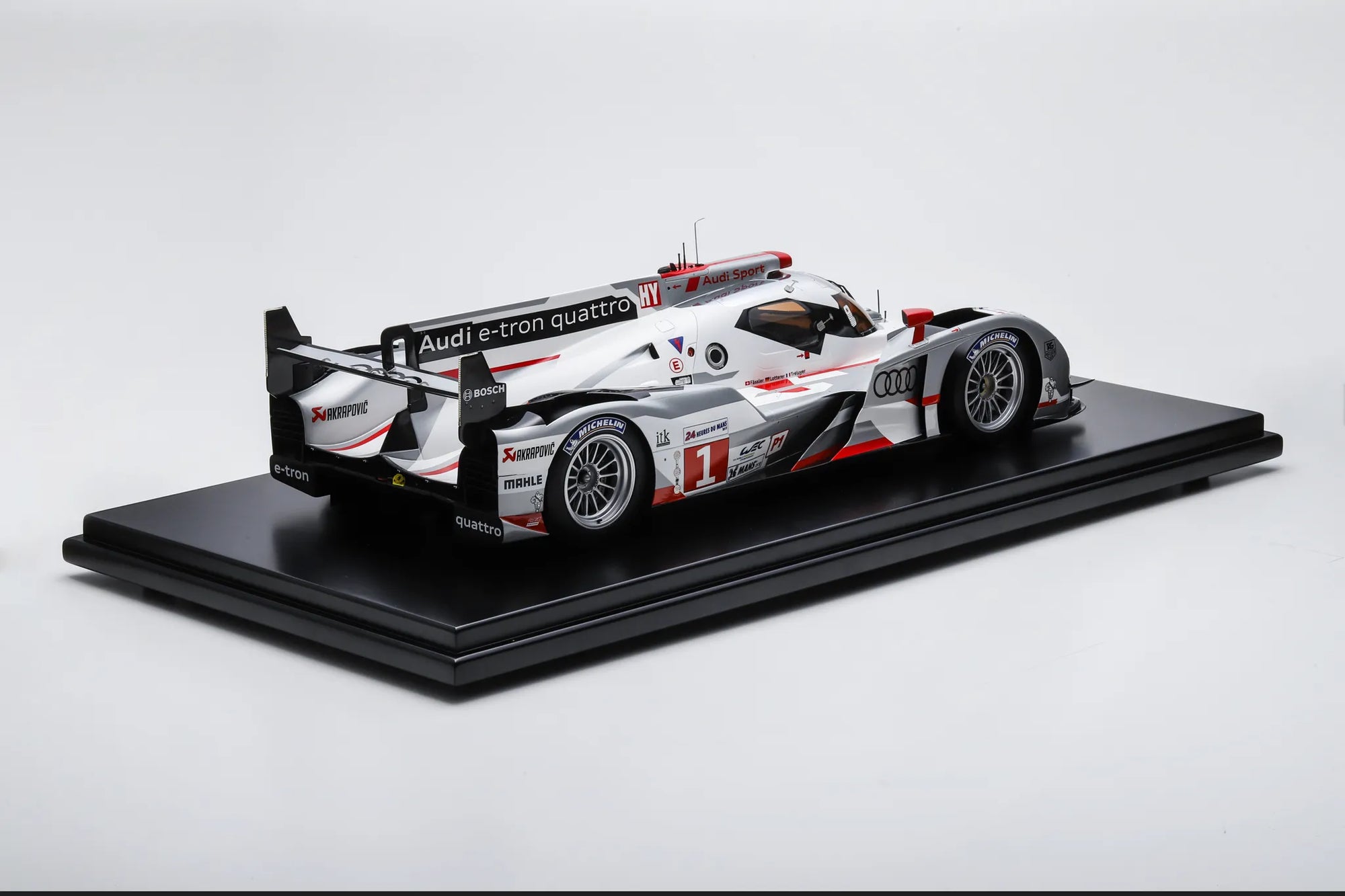 Audi R18 TDI No.1 Winner 24H Le Mans 2012