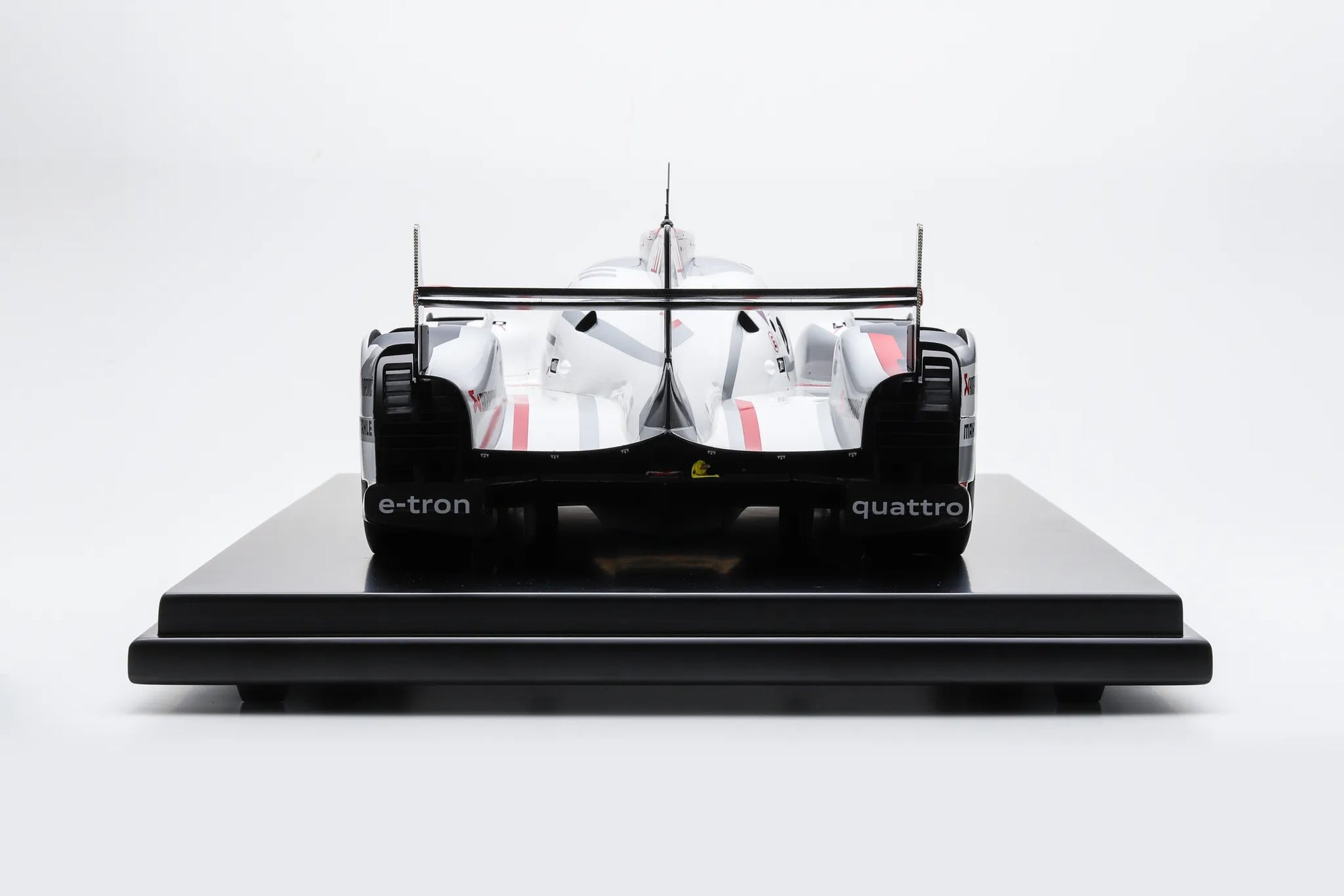 Audi R18 TDI No.1 Winner 24H Le Mans 2012