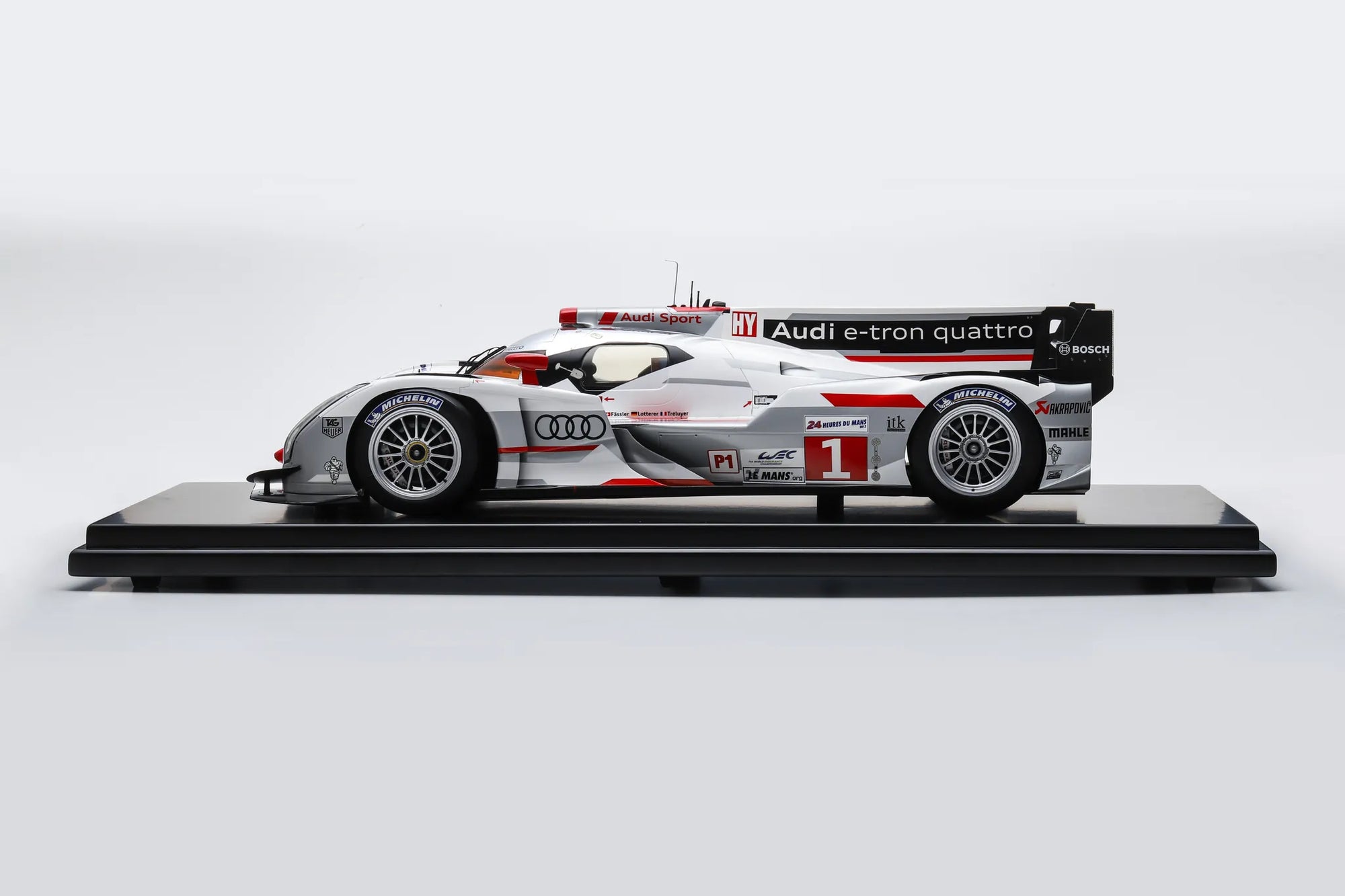 Audi R18 TDI No.1 Winner 24H Le Mans 2012