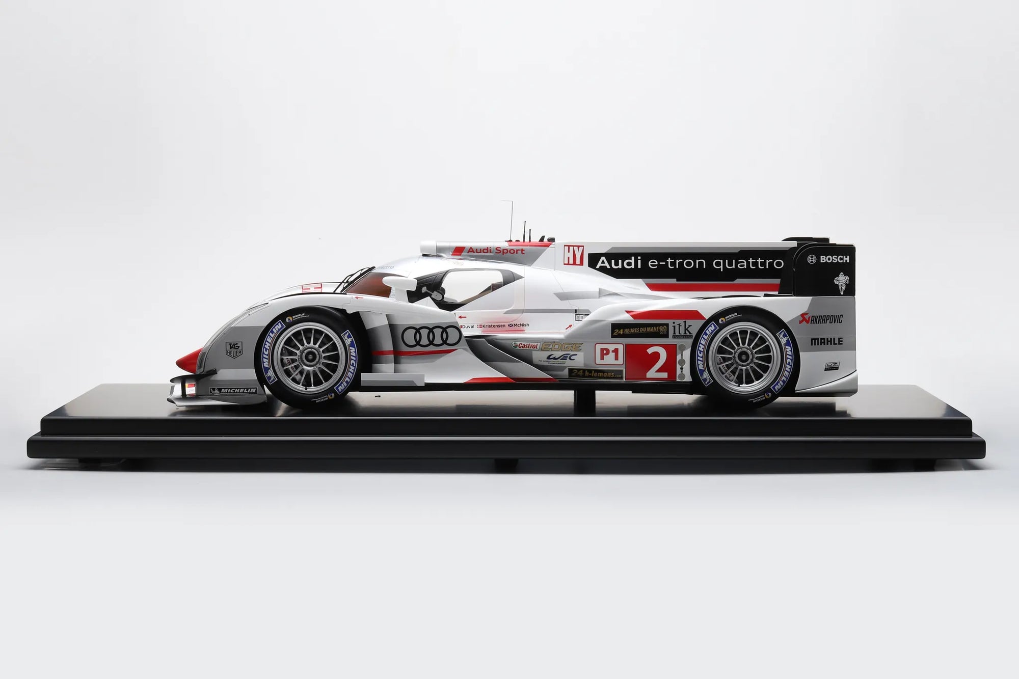 Audi R18 e-tron quattro No.2 Winner 24H Le Mans 2013