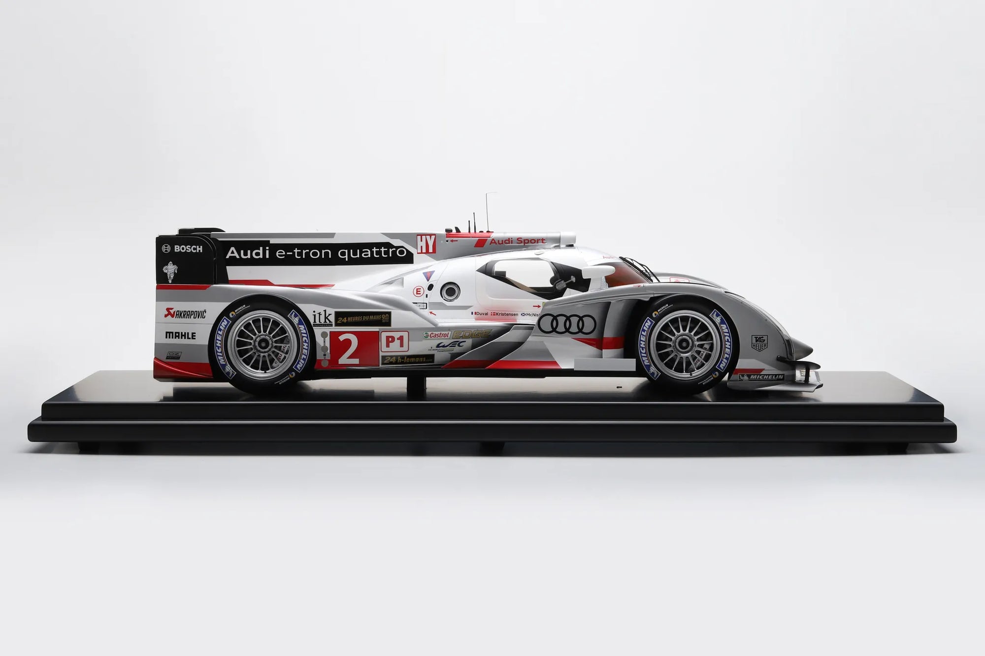 Audi R18 e-tron quattro No.2 Winner 24H Le Mans 2013