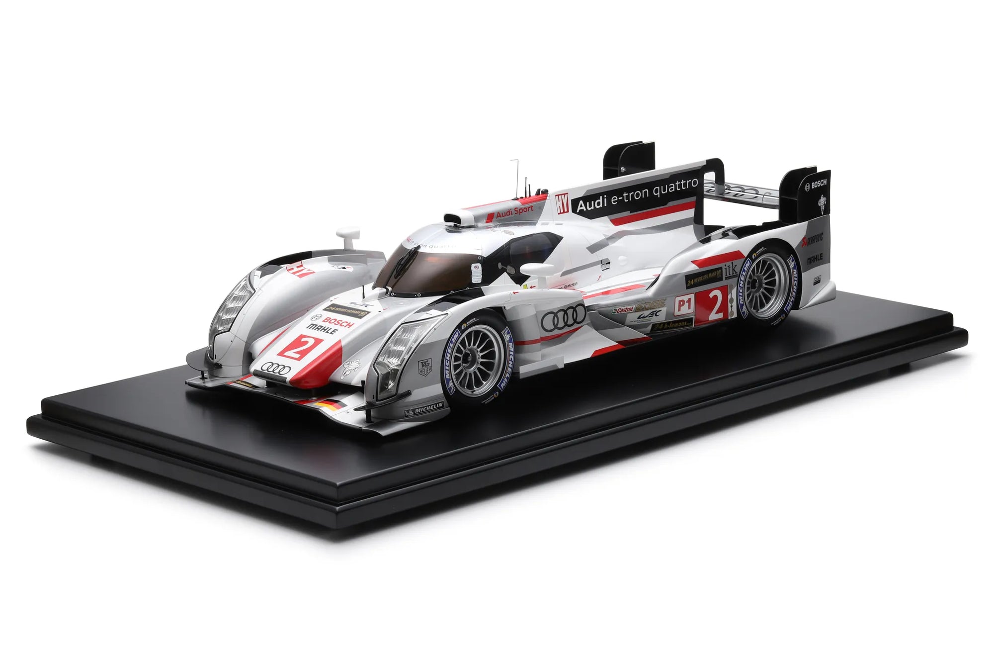 Audi R18 e-tron quattro No.2 Winner 24H Le Mans 2013