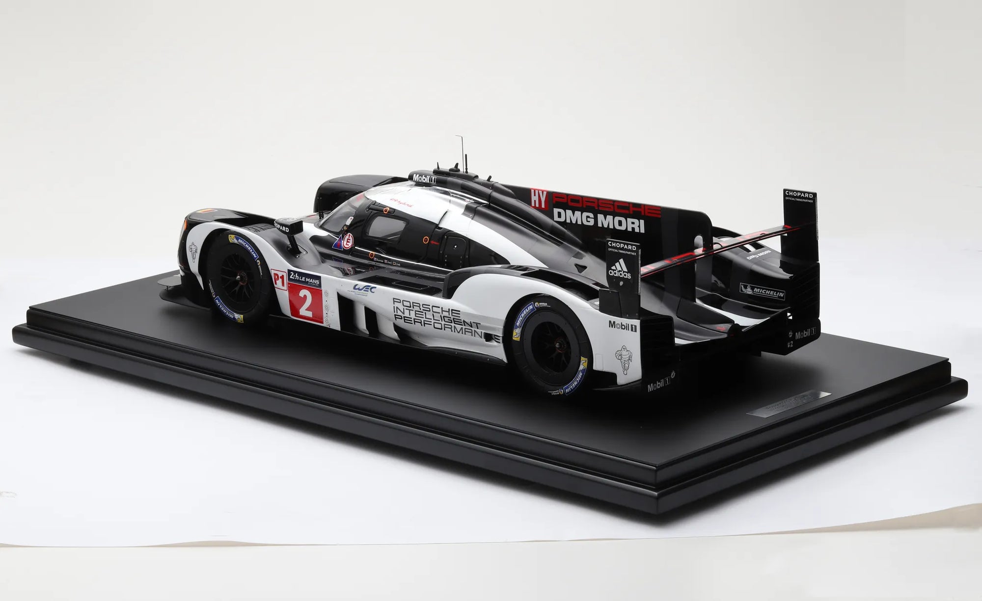 Porsche 919 Hybrid - HY - Porsche Team No.2 Winner 24H Le Mans 2016