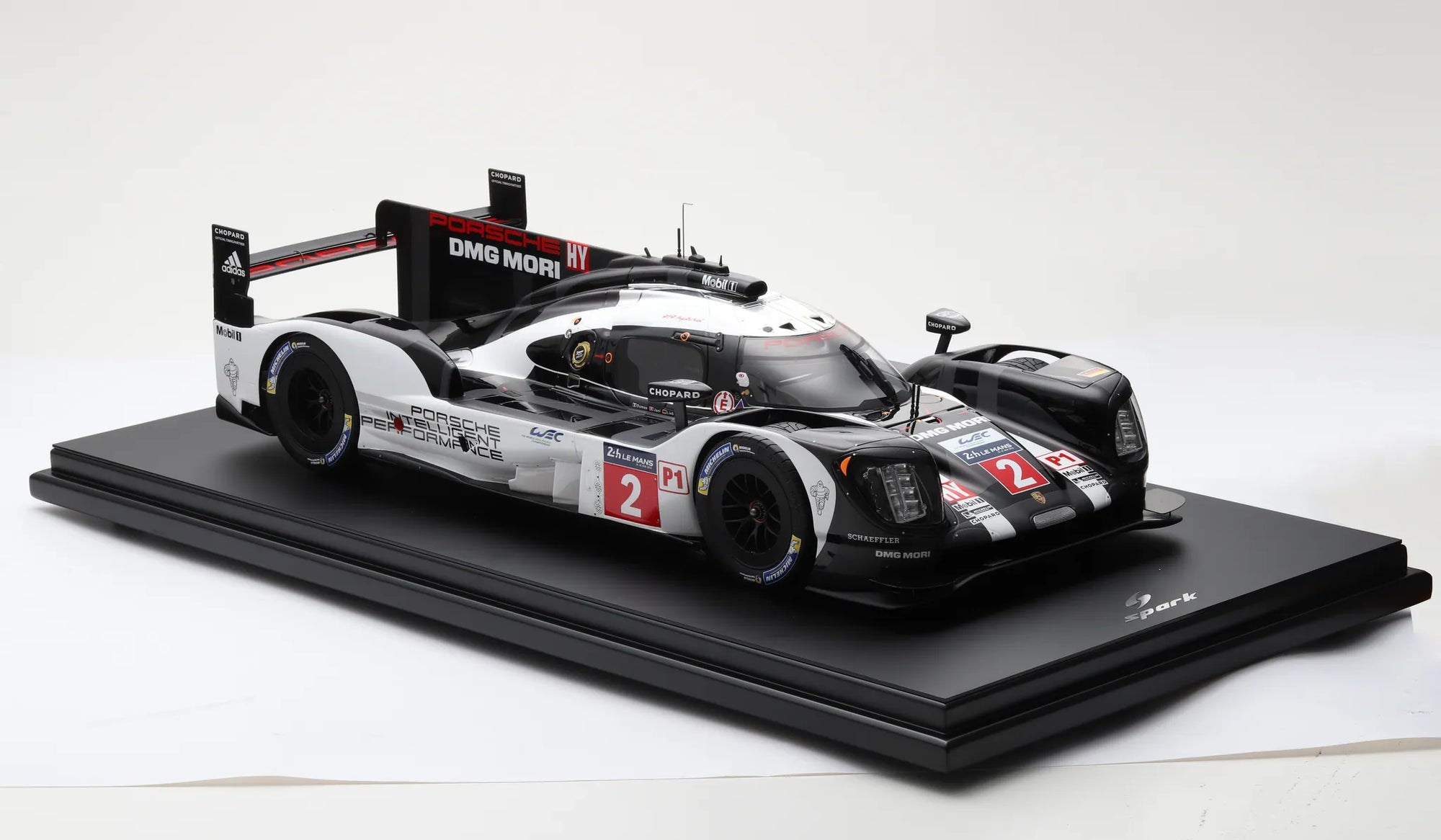 Porsche 919 Hybrid - HY - Porsche Team No.2 Winner 24H Le Mans 2016