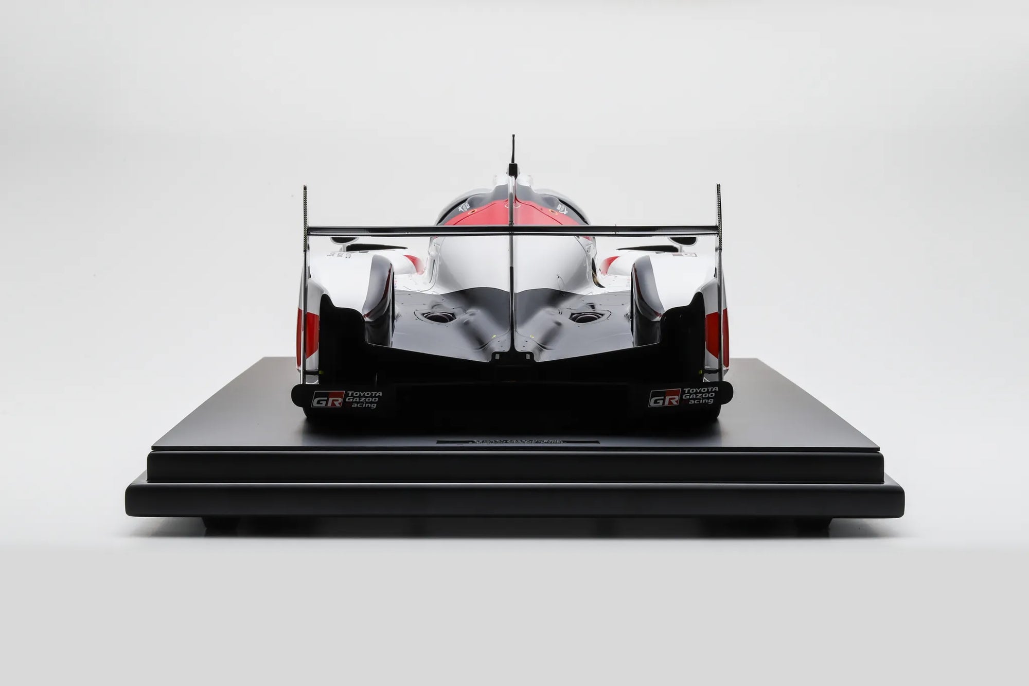 Toyota TS050 Hybrid No.8 Toyota Gazoo Racing Winner 24H Le Mans 2019