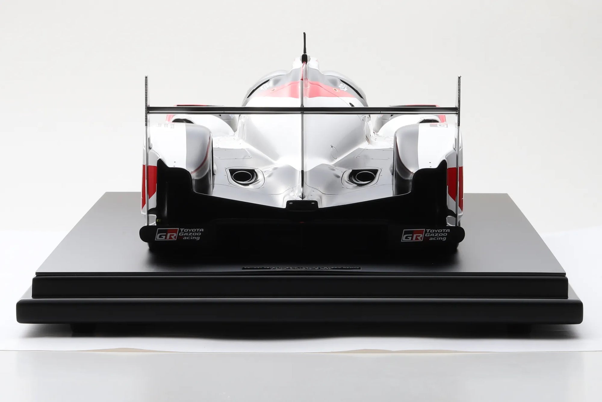 Toyota TS050 Hybrid No.8 Toyota Gazoo Racing Winner 24H Le Mans 2020
