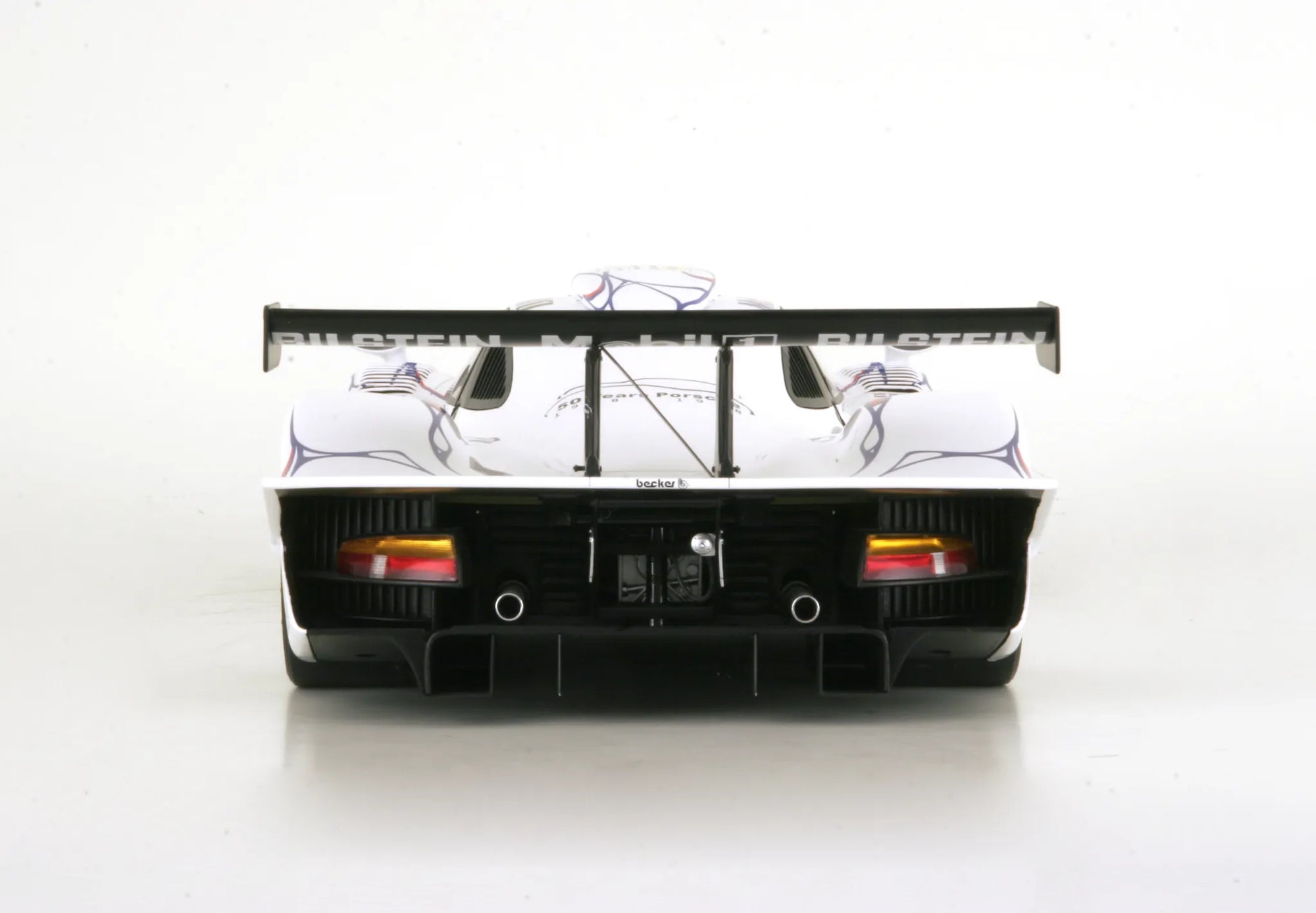 Porsche 911 GT1 No.26 Winner 24H Le Mans 1998 Porsche AG
