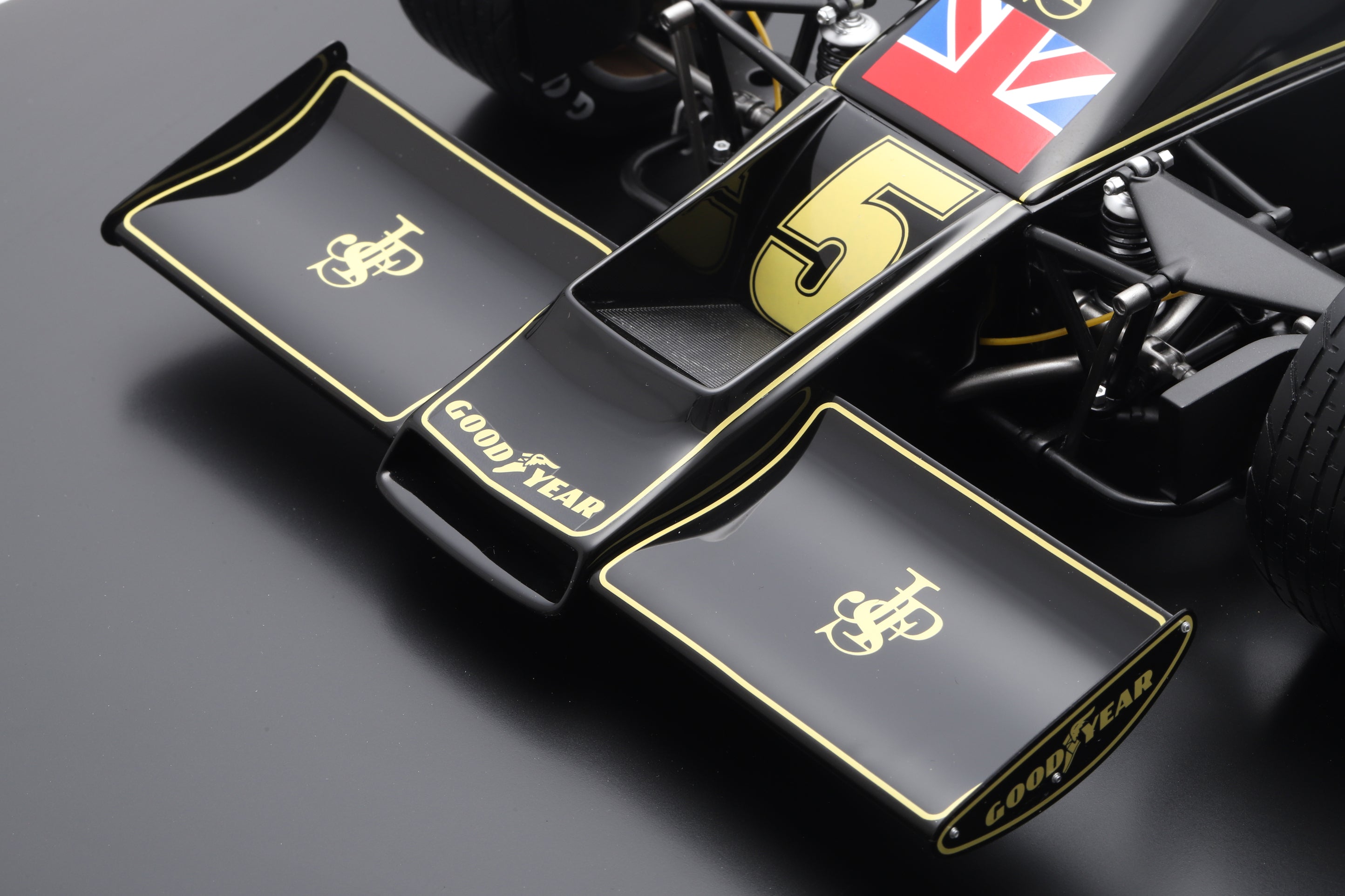 Lotus 77 No.5 Winner Japanese GP 1976 – Spark Online Store