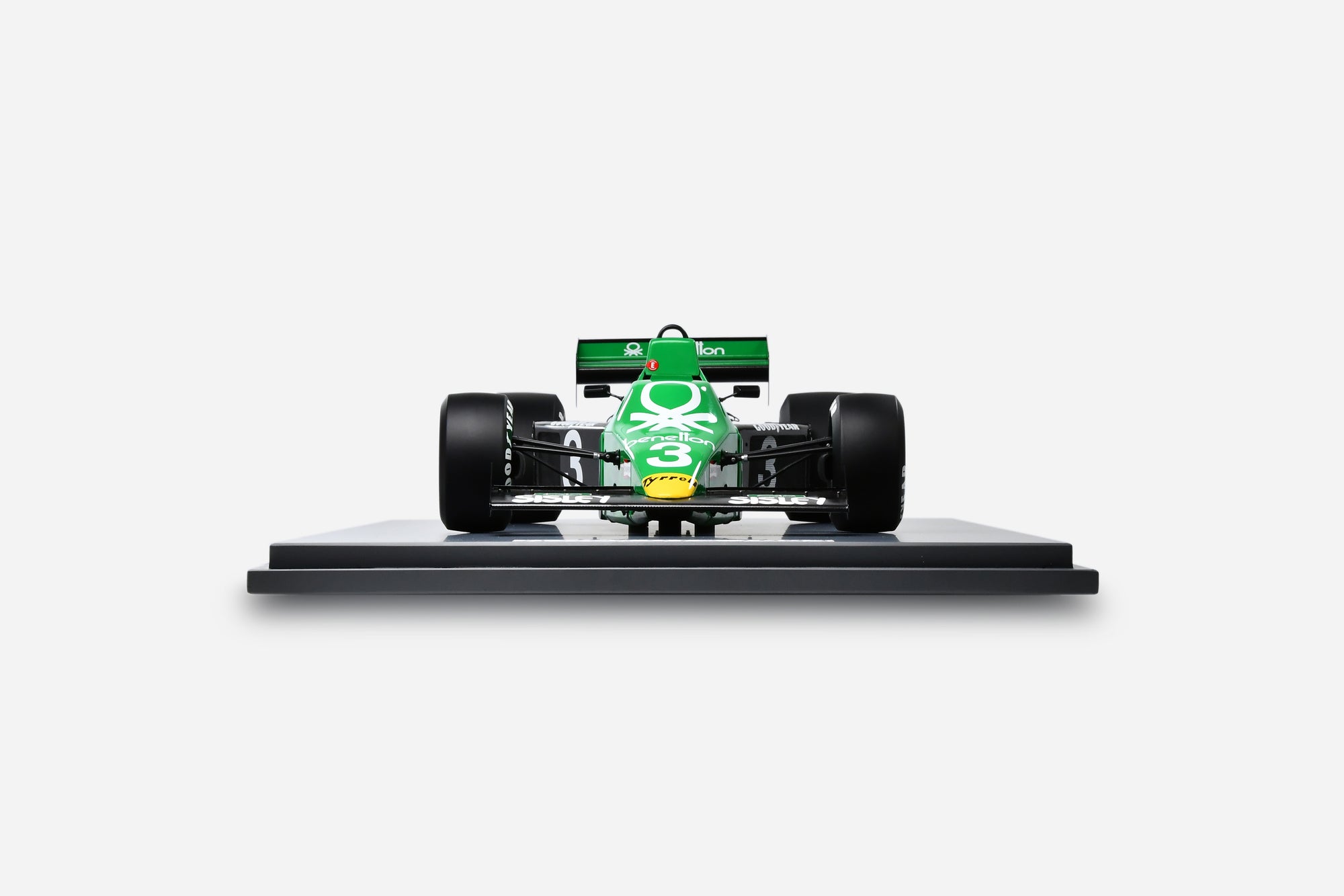 Tyrrell 012 1983