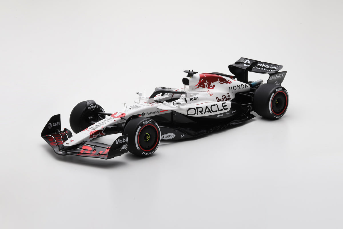 RED BULL RACING RB21 NO.1 ORACLE RED BULL RACING WINNER JAPANESE 