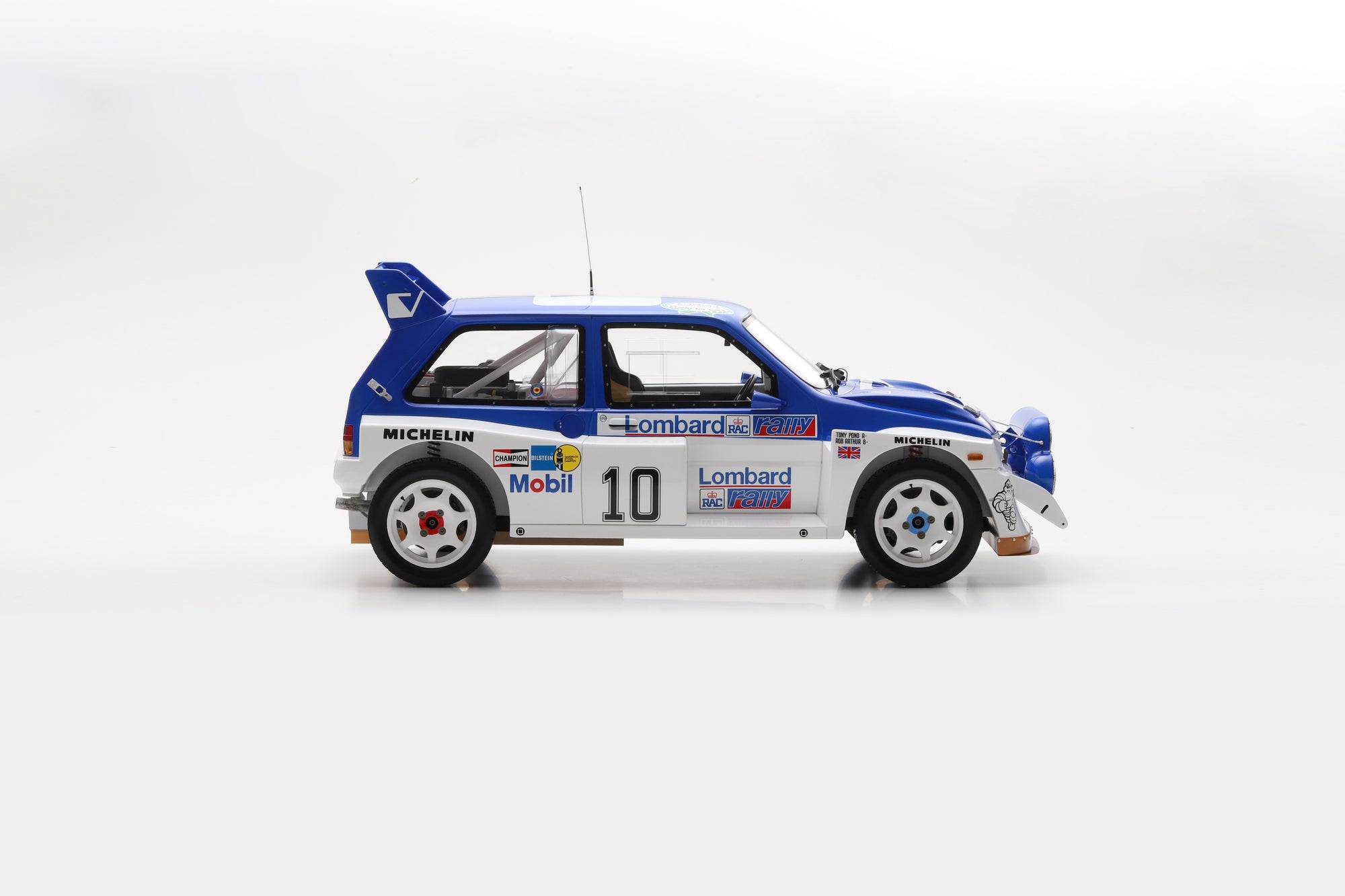 MG Metro 6R4 No. 10 3rd RAC 1985 Tony Pond