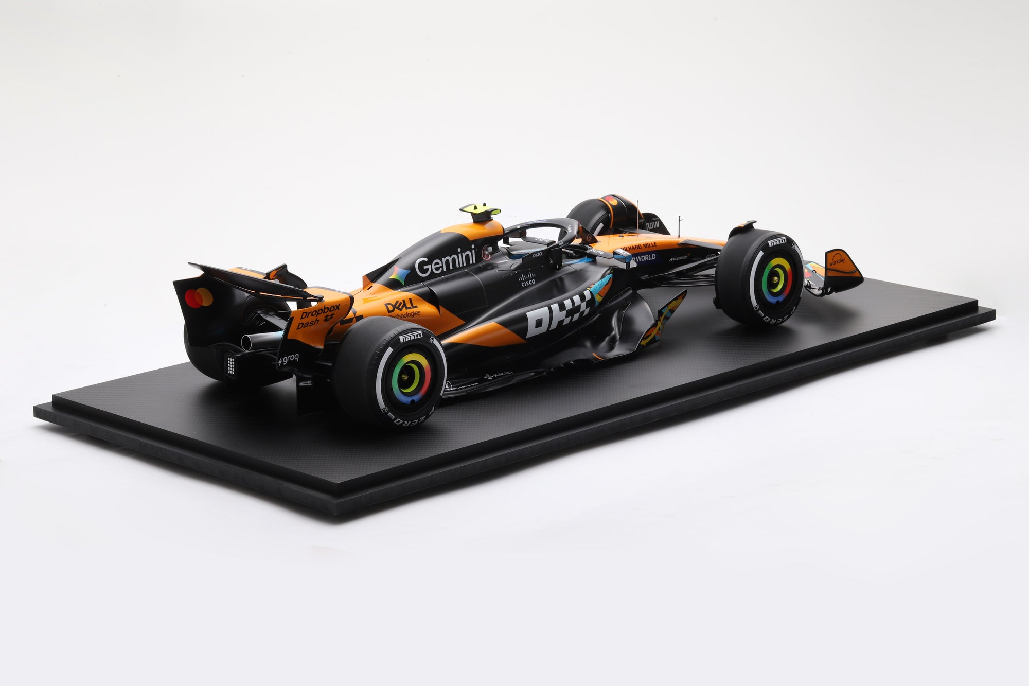 McLaren MCL39 No.4 3rd Abu Dhabi GP 2025 Lando Norris F1 Drivers' World Champion 2025
